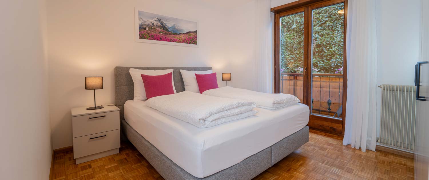 apartment-eva_schlafzimmer-DSC09670-HDR